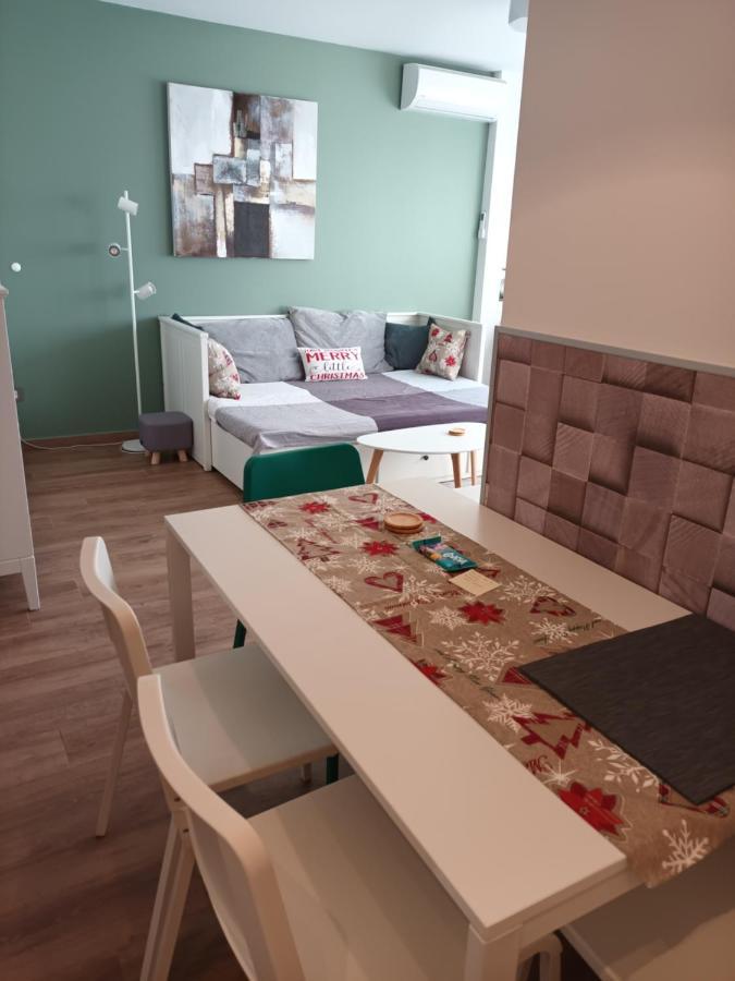 New - Frendly Luxury Apartment Franka Zagreb Exterior foto